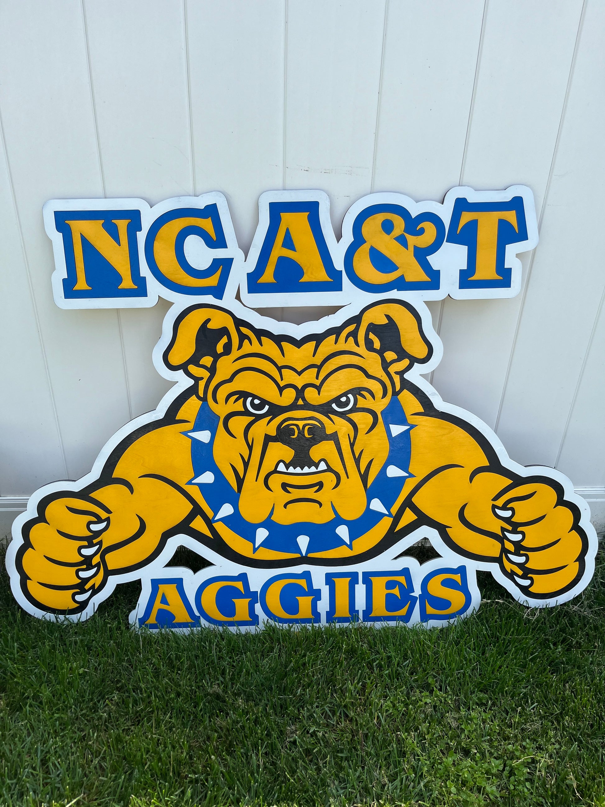 CUSTOM LOGO WALL SIGNS