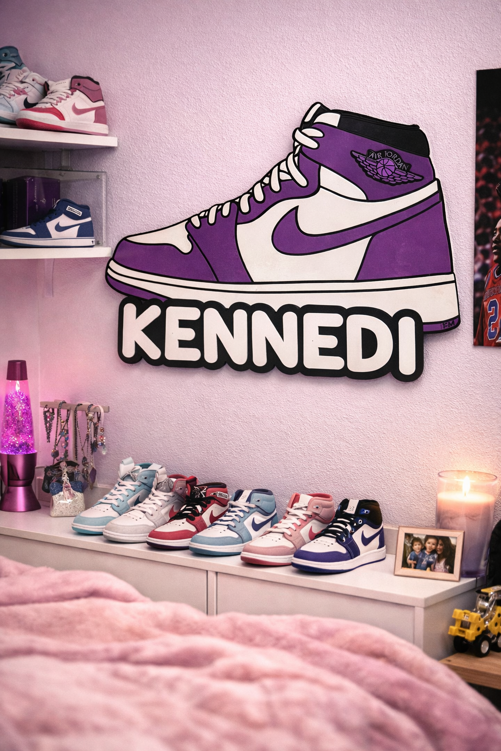 CUSTOM LOGO & WALL SIGNS