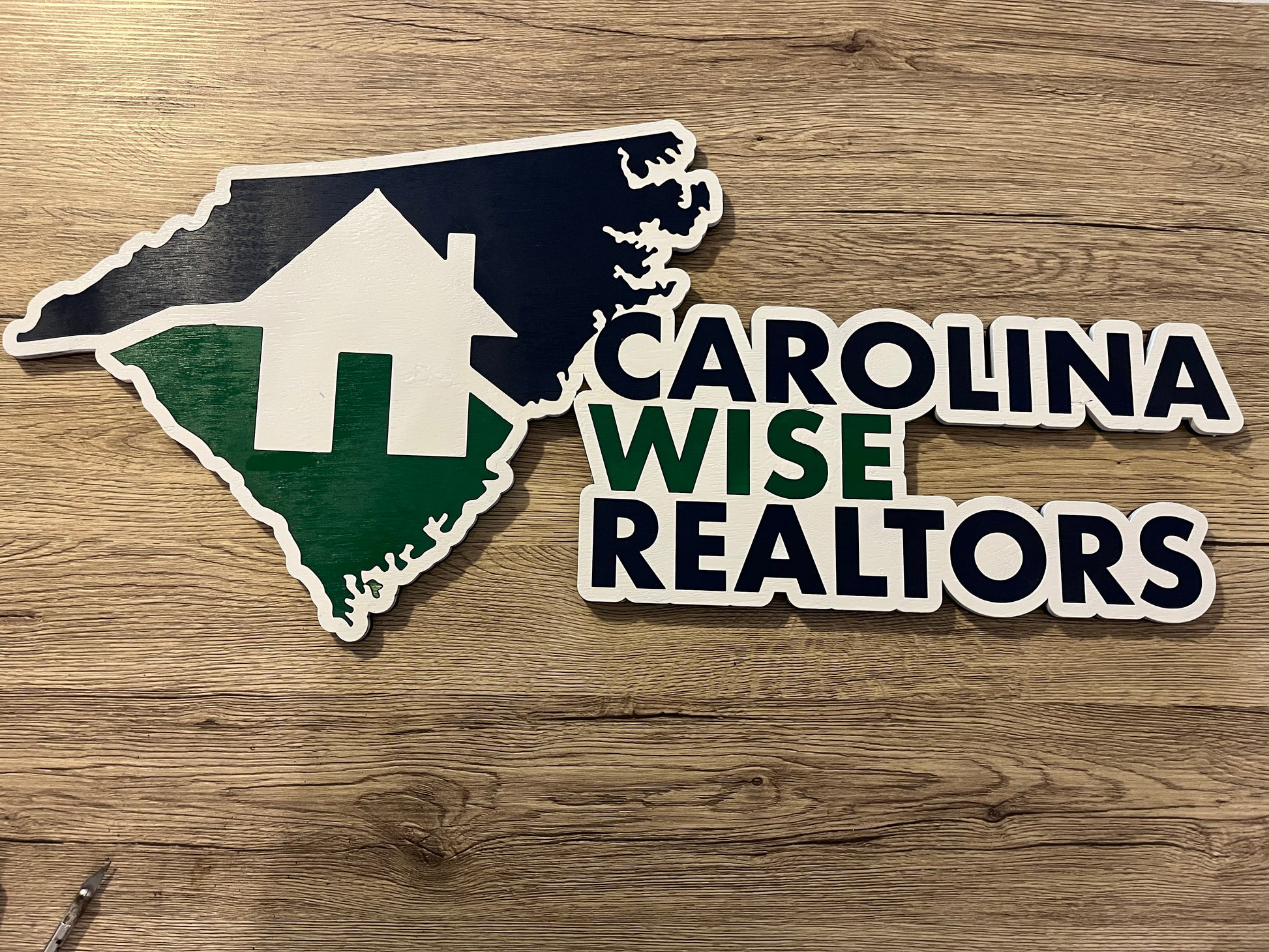 CUSTOM LOGO WALL SIGNS
