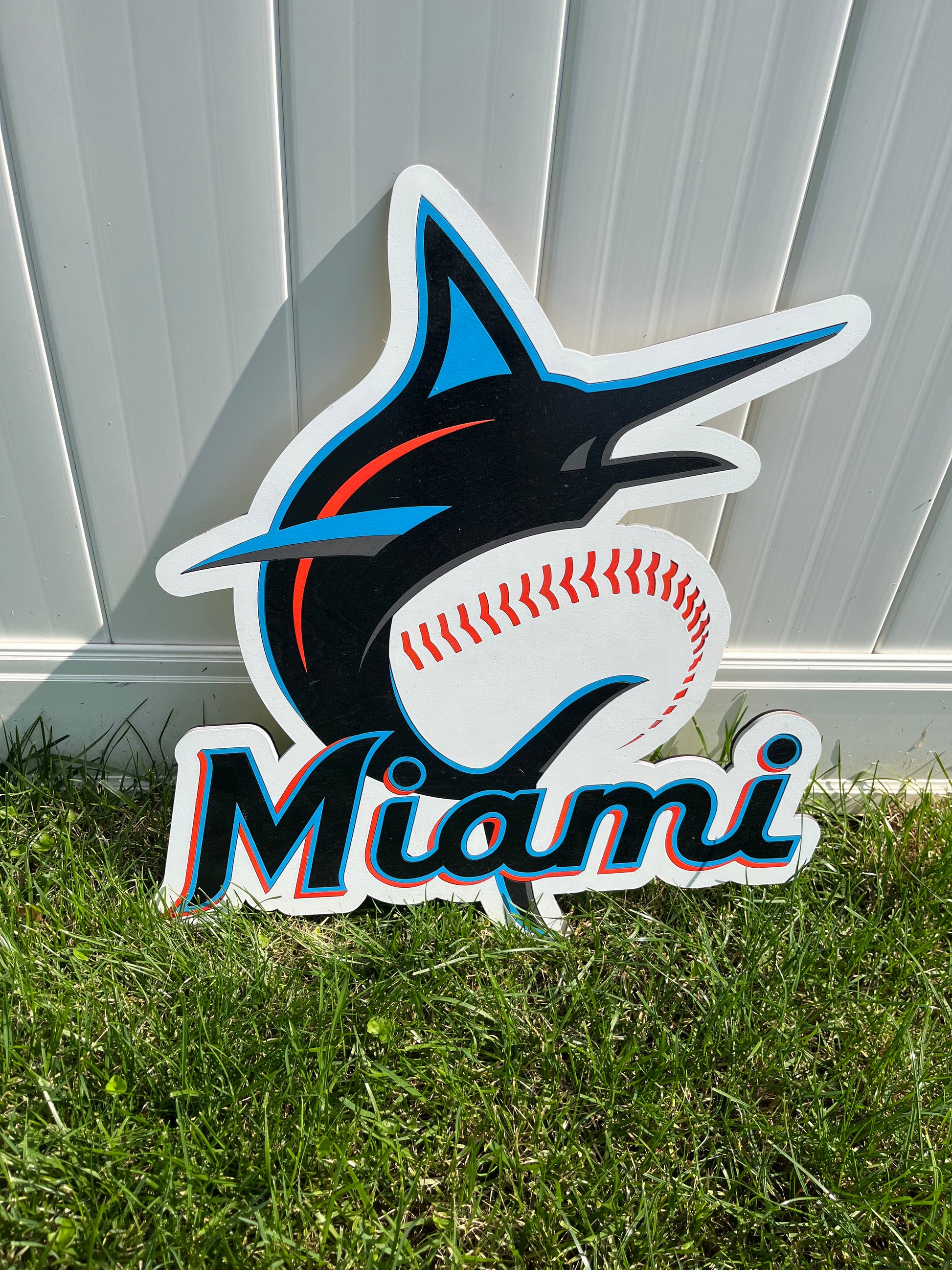 CUSTOM LOGO WALL SIGNS